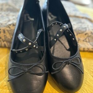 Report Black Ballet Flats with Bow and Studded Straps